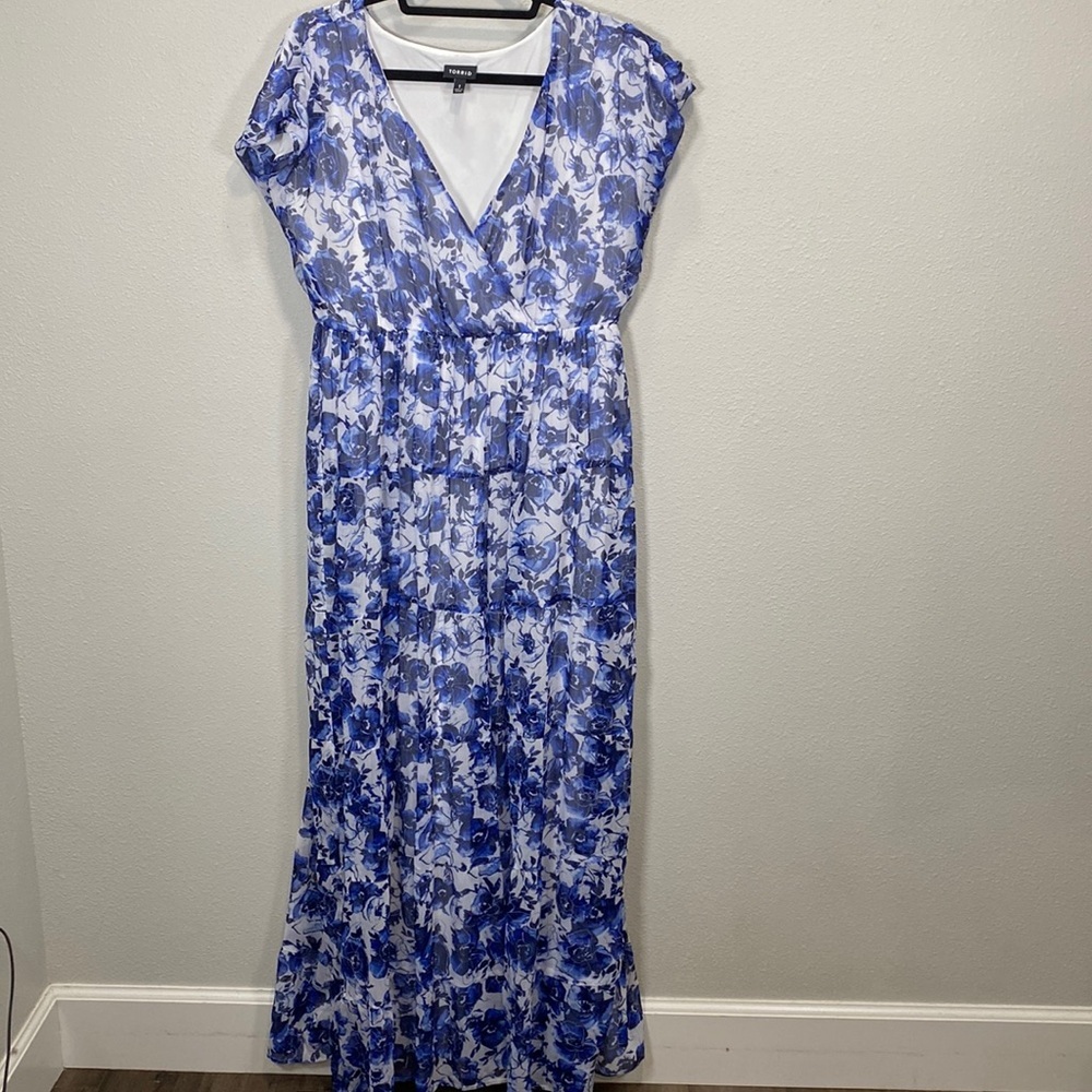 Torrid blue white shabby chic dress cottage core midi dress